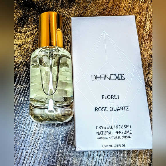 5/75$ DEFINEME Floret - Rose Quartz Crystal Infused Perfume Mist - Picture 12 of 13
